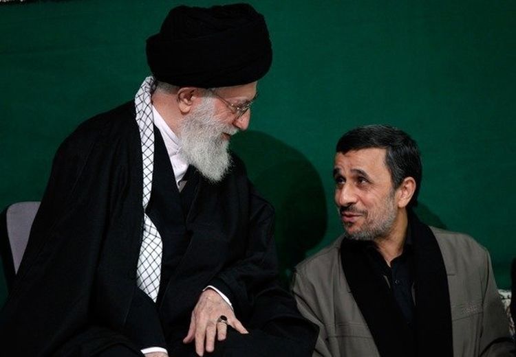 روایت کیهان از دلیل حمایت رهبر انقلاب از دولت احمدی نژاد