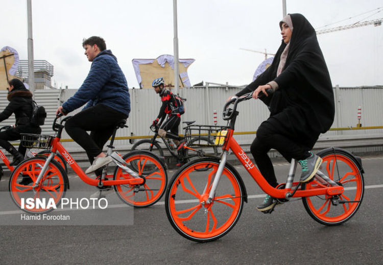 دستور دادستان مشهد درباره ممنوعیت دوچرخه‌سواری زنان تخلف است/ قوه قضاییه برخورد کند