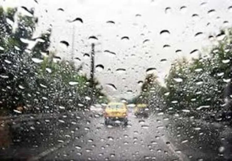 باد شدید و رگبار باران در ۲۴ استان کشور