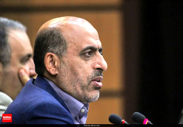 انتقاد نماینده مجلس از مراسم پُرهزینه تحلیف