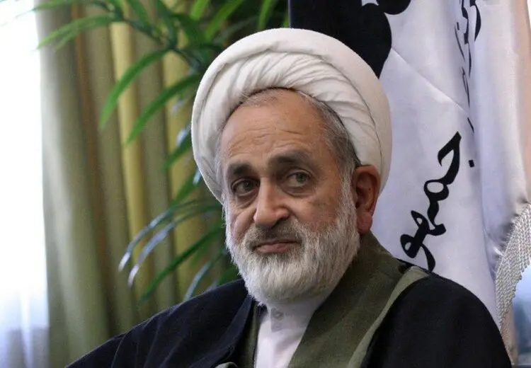 سالک: رئیسی وزرای قوی‌تری می‌توانست به مجلس معرفی کند