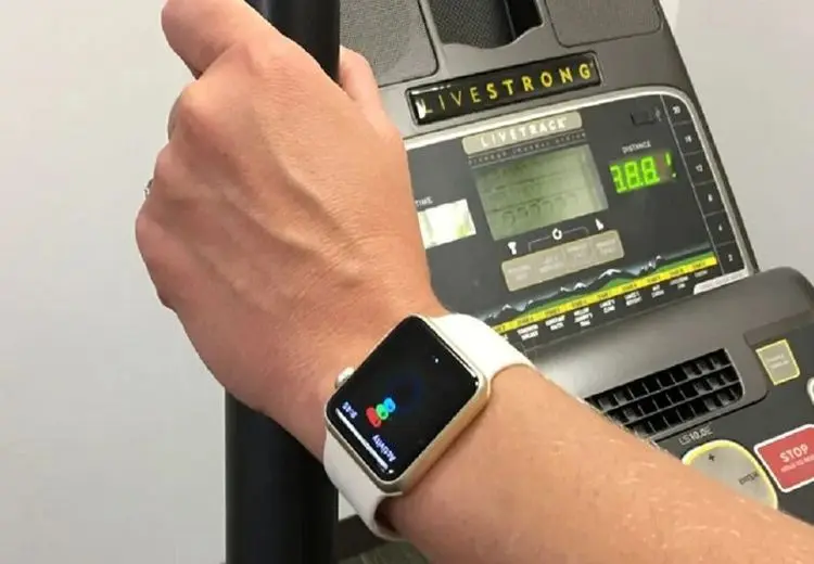 انقلابی در تشخیص بیماری قلبی با ادغام ساعت هوشمند و هوش مصنوعی