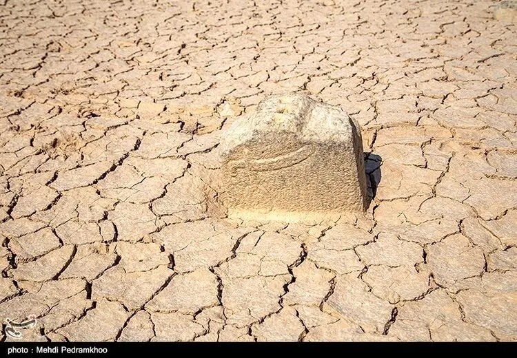 آشکارشدن روستاهای مدفون در اثر کم آبی سد کارون 3