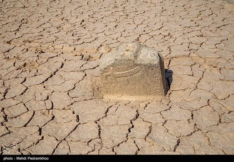 آشکارشدن روستاهای مدفون در اثر کم آبی سد کارون 3