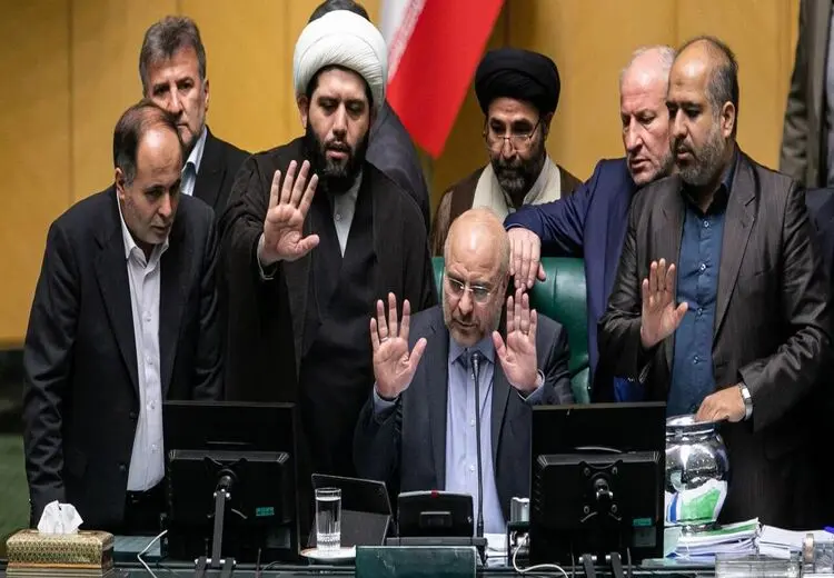 با تصمیم مجلس، سقف حقوق و مزایا برای برخی مشاغل برداشته شد