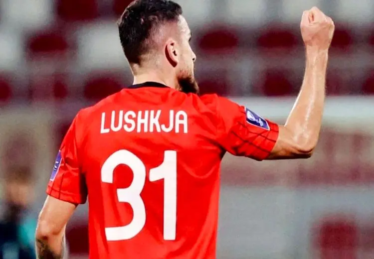 لوشکیا رفاقت با ستاره استقلال را تکذیب کرد!