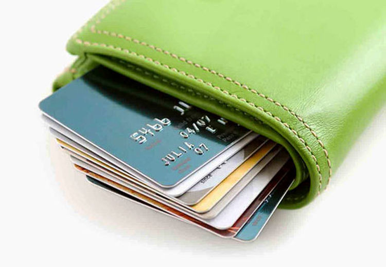 ۲۲۸ میلیون کارت بانکی بدون استفاده در کیف پول‌ها