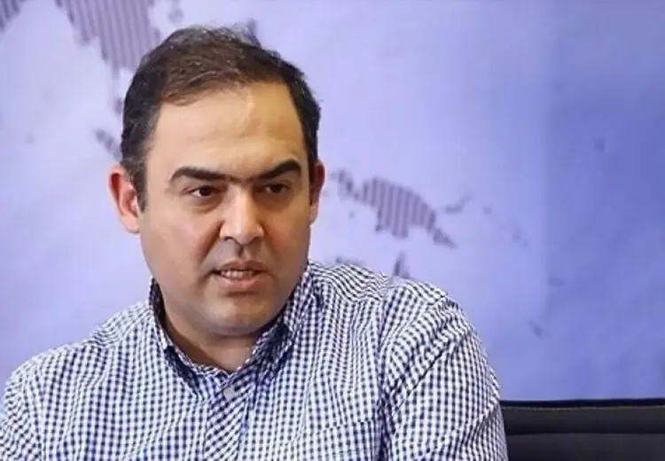 عذرخواهی حسین دهباشی از ادعای قبلی درباره دلیل فوت سیداحمد خمینی