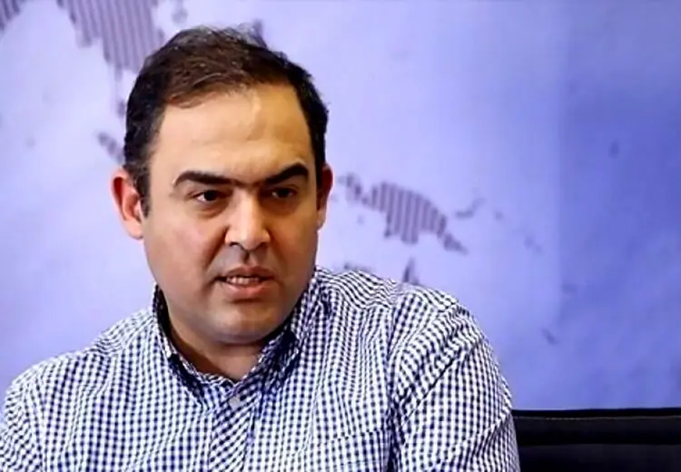 عذرخواهی حسین دهباشی از ادعای قبلی درباره دلیل فوت سیداحمد خمینی