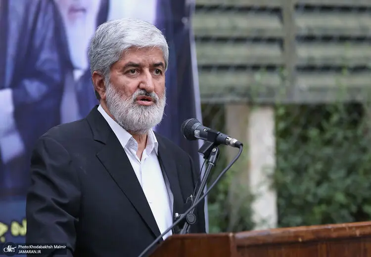 انتقاد علی مطهری از تیم مذاکره کننده:طوری رفتار کرده ایم که انقلاب مترادف با سانتریفیوژ شده