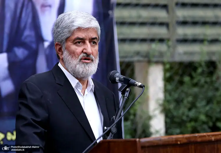 انتقاد علی مطهری از تیم مذاکره کننده:طوری رفتار کرده ایم که انقلاب مترادف با سانتریفیوژ شده