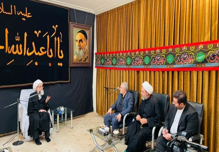 واکنش آیت‌الله نوری همدانی به گزارش وزیر صمت: مهم این است که مردم از شرایط زندگی راضی باشند