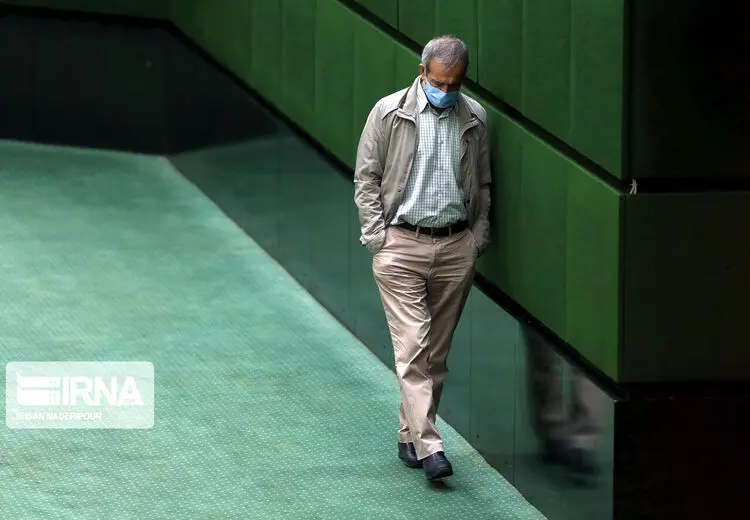   پزشکیان: پدر دولت قبل را در آورده بودند/ آنهایی که خوردند و بردند الان کیف‌شان کوک است و دارند حرف‌های گنده گنده می‌زنند/ آمریکا از ظریف می‌ترسید