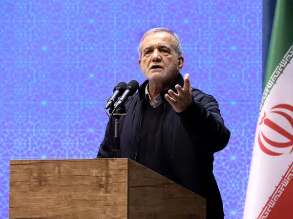 پزشکیان: ما موظف هستیم با تمام وجود خدمتگزار مردم باشیم