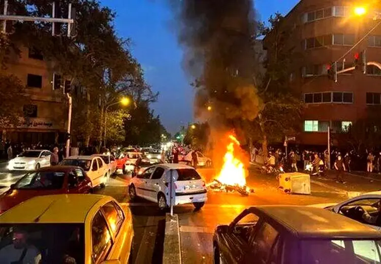 رئیس سازمان زندان‌ها: نیمی از بازداشت‌شدگان اغتشاشات اخیر آزاد شده‌اند