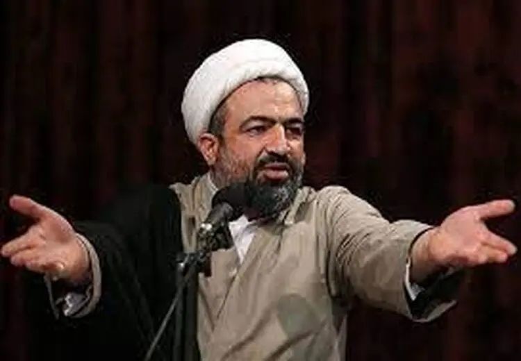 رسایی: جماعتی که روسری در می‌آورند می‌خواهند هرشب با یکی بخوابند!