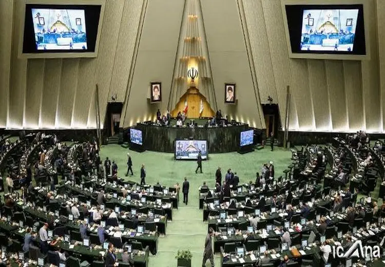 ارائه گزارش کمیسیون امور داخلی مجلس درباره فوت “مهسا امینی” در سه شنبه