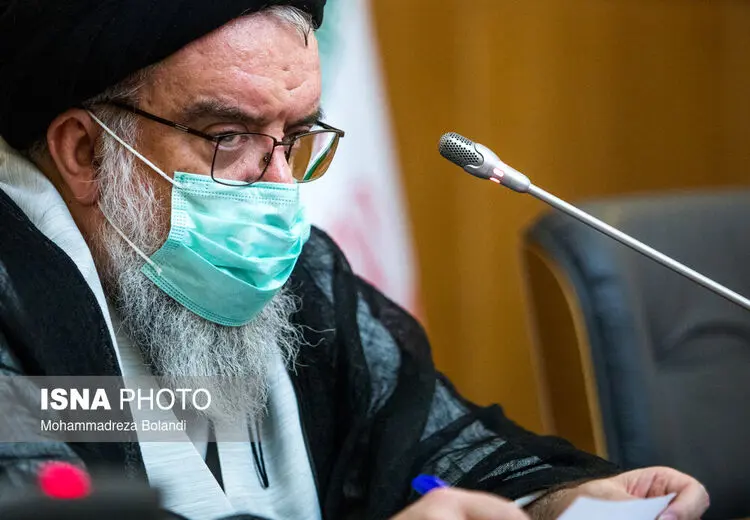 احمد خاتمی: فتنه امسال به بهانه کشته شدن یک خانم ، با هدف انزوای انقلاب شکل گرفته
