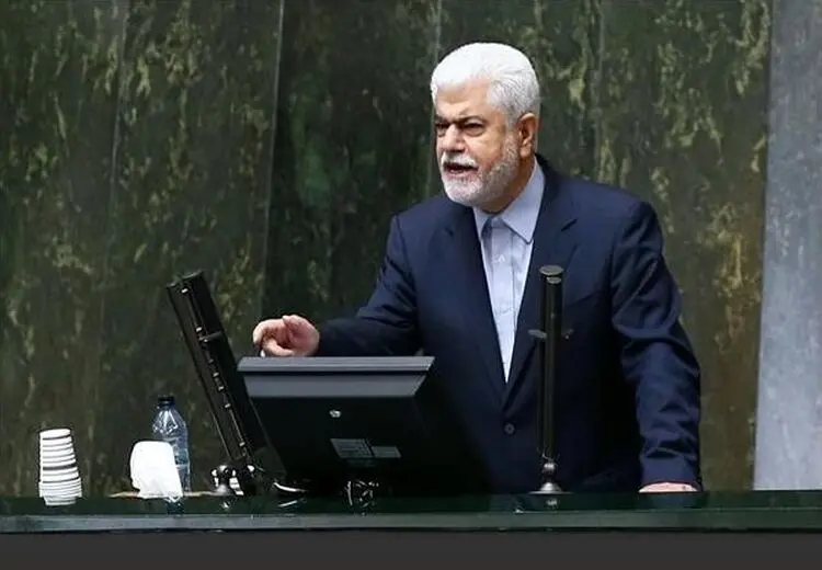 نماینده مجلس: در ۳۰ استان کشور با کمبود سرم و دارو روبرو هستیم