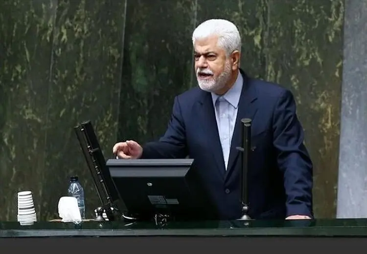نماینده مجلس: در ۳۰ استان کشور با کمبود سرم و دارو روبرو هستیم