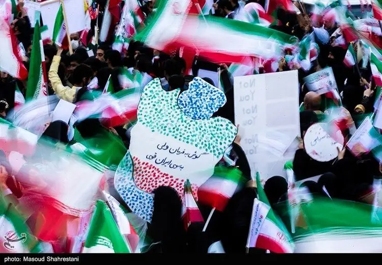 قطعنامه پایانی راهپیمایی۱۳ آبان: مسئولان، صف معترضان و اعتراضات به حق آنان را از مغرضان جدا کنند