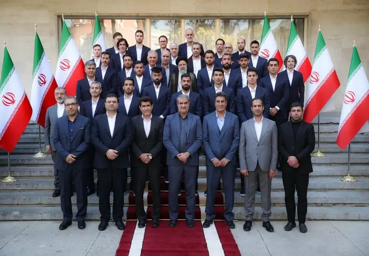 دیدار با رییسی قبل از عزیمت به جام جهانی قطر