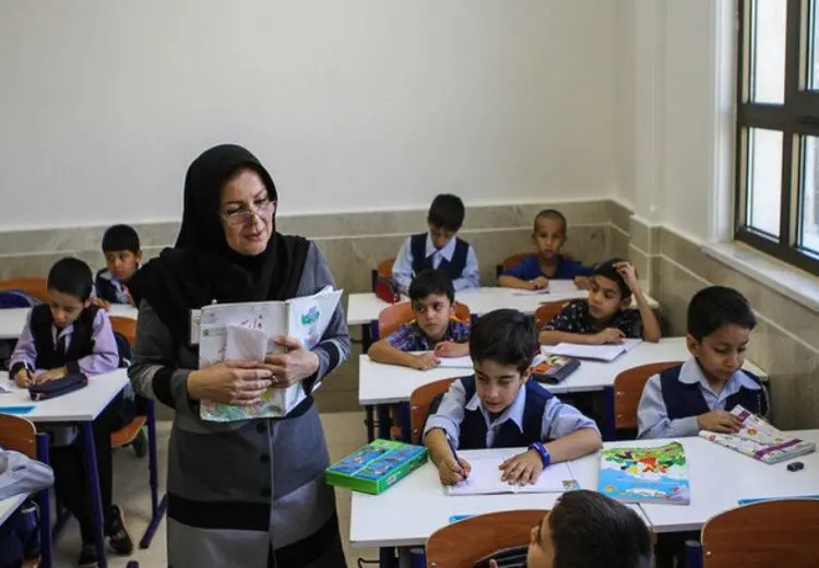 نماینده مجلس: سقف اعمال مدرک تحصیلی فرهنگیان برداشته شد