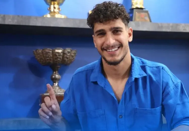 مشکل خروج از کشور مدافع استقلال حل شد