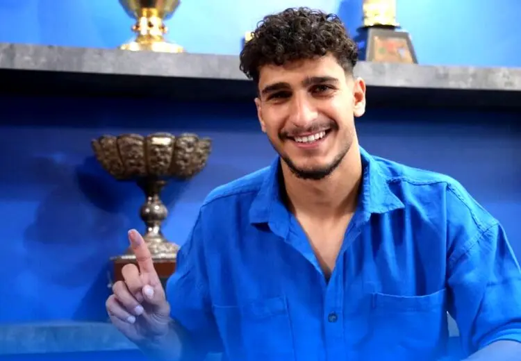 مشکل خروج از کشور مدافع استقلال حل شد