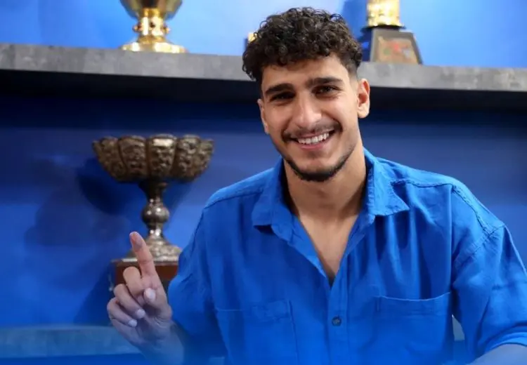 مشکل خروج از کشور مدافع استقلال حل شد