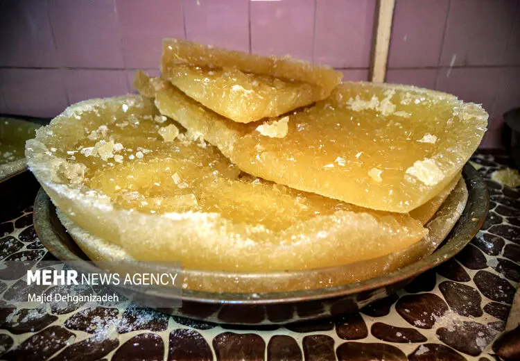 بفرمایید نبات!