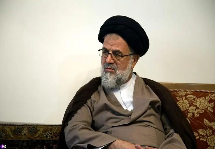 موسوی تبریزی: روس‌ها به ایران خیانت و سوء استفاده می‌کنند