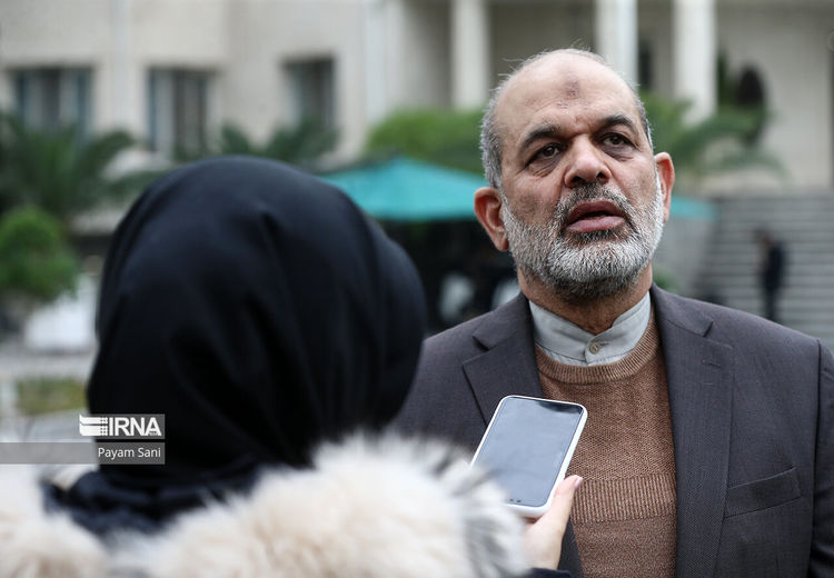 وزیر کشور درباره رفع فیلترینگ شبکه های اجتماعی: باید ببینیم کسانی که در این فضا می خواهند فعال باشند به سیاست‌های جمهوری اسلامی ایران تمکین کنند یا نه