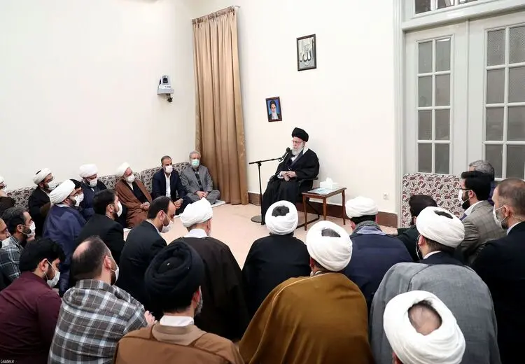 رهبر انقلاب: حرف خدا زمین نماند، از هوچی‌گری نترسید