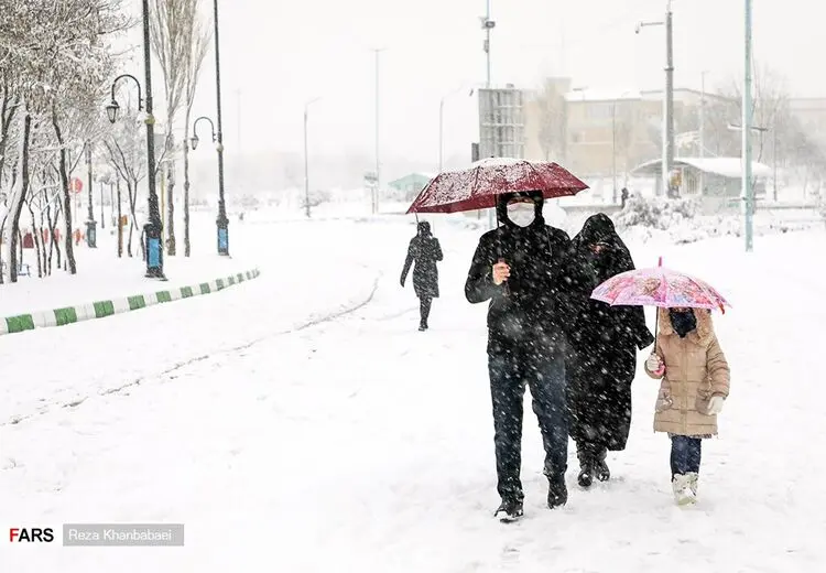 ورود سامانه بارشی به کشور/ یخبندان در برخی استان‌ها