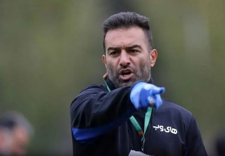 واکنش عمران‌زاده به شعار پرسپولیسی‌ها: حتما کارم را درست انجام داده‌ام!