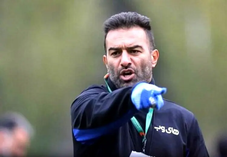 واکنش عمران‌زاده به شعار پرسپولیسی‌ها: حتما کارم را درست انجام داده‌ام!