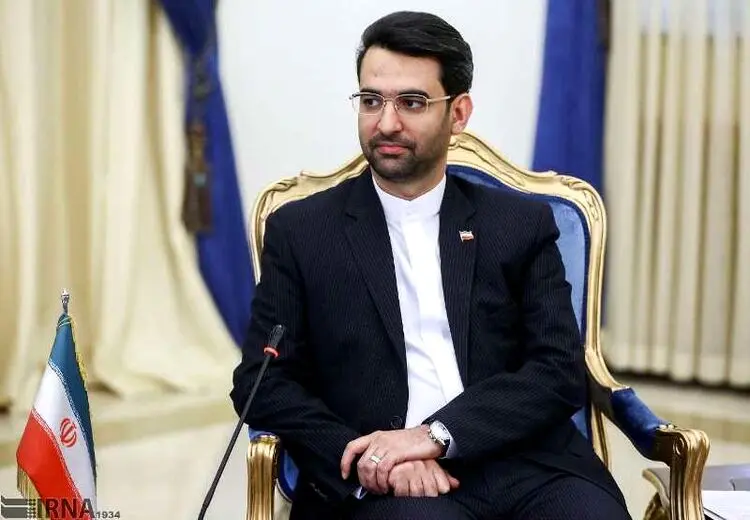 کنایه تند آذری‌جهرمی به نماینده مجلس/ همانطور که شما در روز تعطیل مترو با آن به مجلس رفتید من با واعظی نسبت فامیلی دارم!