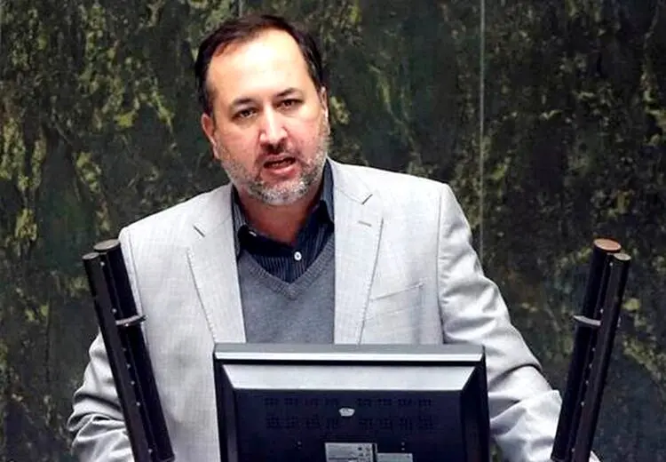 نماینده مجلس: طبق حکم دیوان عدالت اداری، رییس سازمان برنامه و بودجه هم باید با دولت خداحافظی کند
