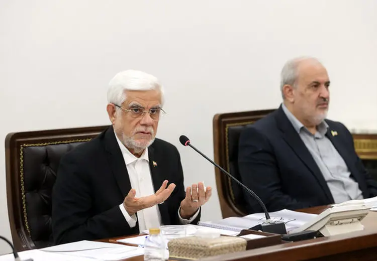 عارف: واقعیت‌ها را در خصوص وضعیت آب کشور به مردم بگوییم