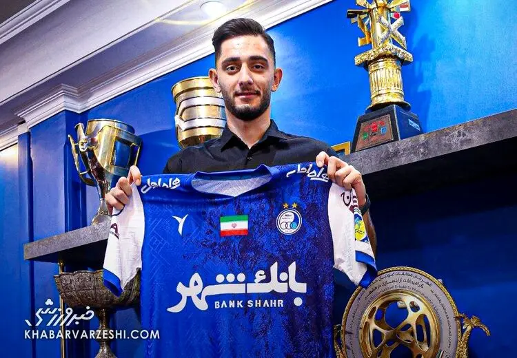 شماره ۱۰ استقلال به کدام بازیکن می رسد ؟