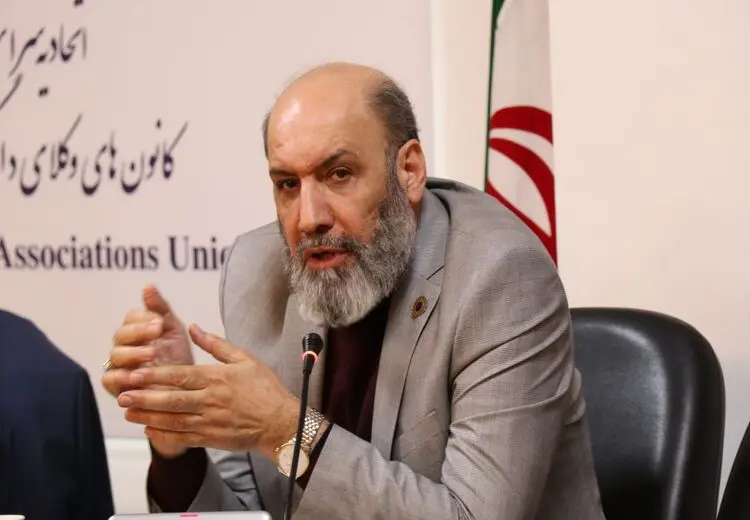 مسموم سازی دانش آموزان مصداق افساد فی الارض است/ خانواده بزه‌دیدگان حق طرح شکایت دارند