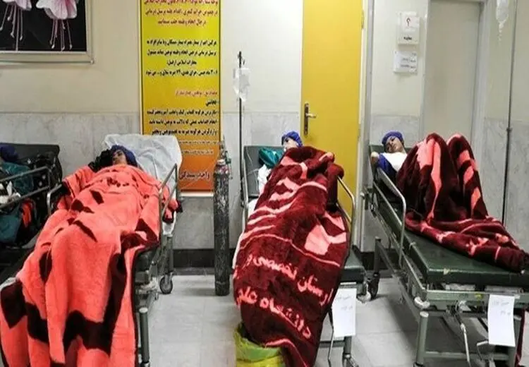 مسمومیت دانش‌آموزان یک دبیرستان در اهواز