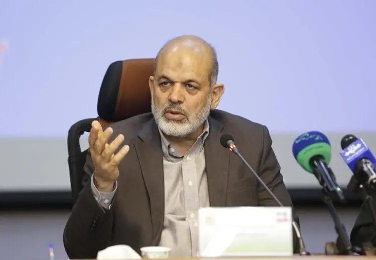 وزیر کشور توئیت جنجالی‌اش را پاک کرد!