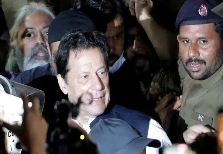 حکم بازداشت عمران خان تعلیق شد