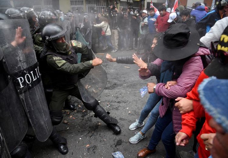 درگیری معلمان بولیوی با پلیس