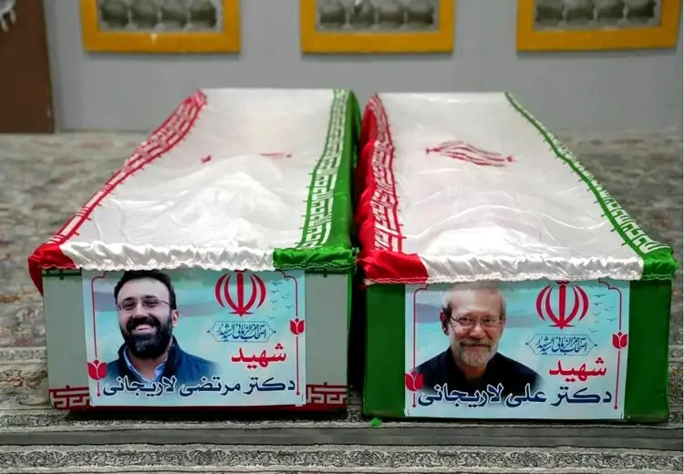 اولین تصویر از تابوت علی لاریجانی و فرزندش