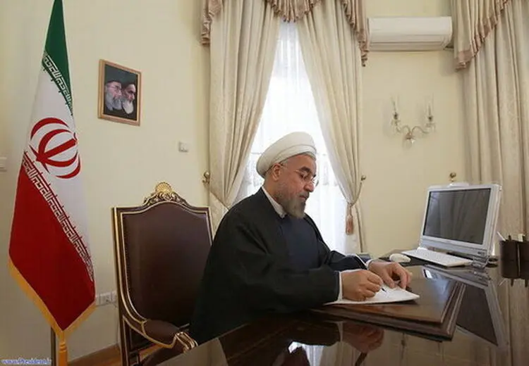وزیر صنعت و معدن و تجارت برکنار شد