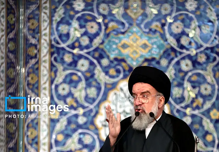 سید احمد خاتمی: سازمان سیا مصمم به ویران کردن ایران است؛ خانم‌های بی‌حجاب تجدید نظر کنند