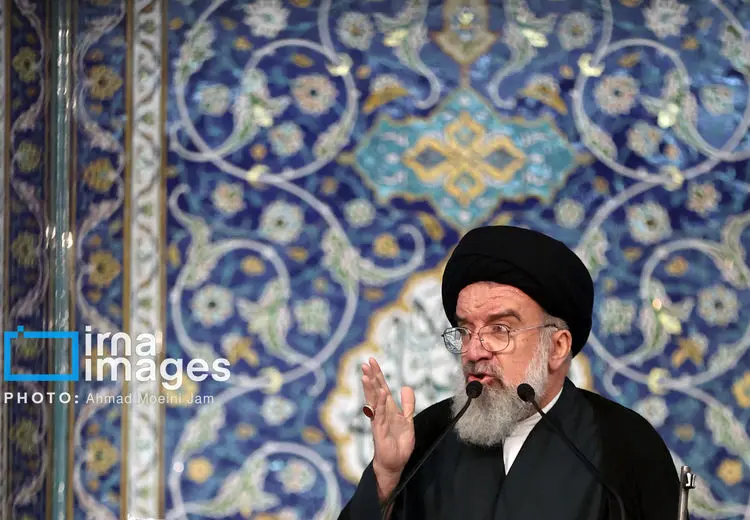 سید احمد خاتمی: سازمان سیا مصمم به ویران کردن ایران است؛ خانم‌های بی‌حجاب تجدید نظر کنند